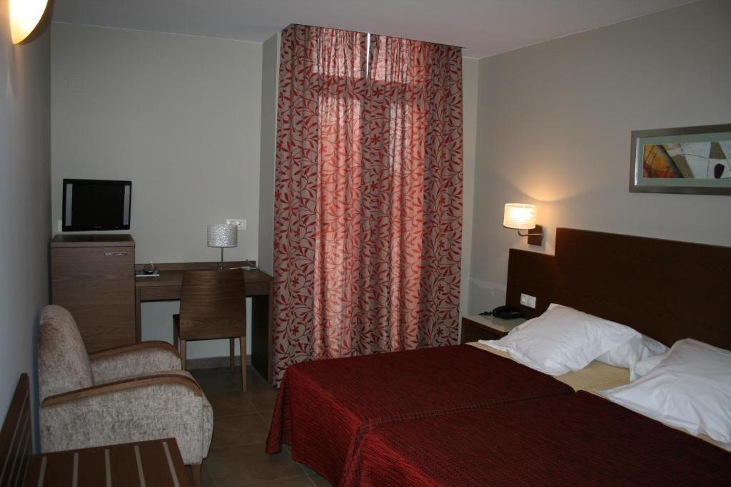 Hotel Ciutat De Carlet Δωμάτιο φωτογραφία